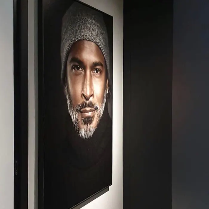 Kunst als blikvanger in de hal